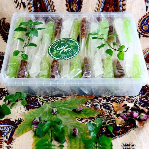نبات چوبی ترکیبی زعفران،نعنا،شکر قهوه ای ،سفید بسته 1000 گرمی اعلاء